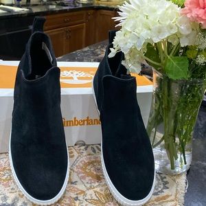 Timberland black suede high top slip in boots.